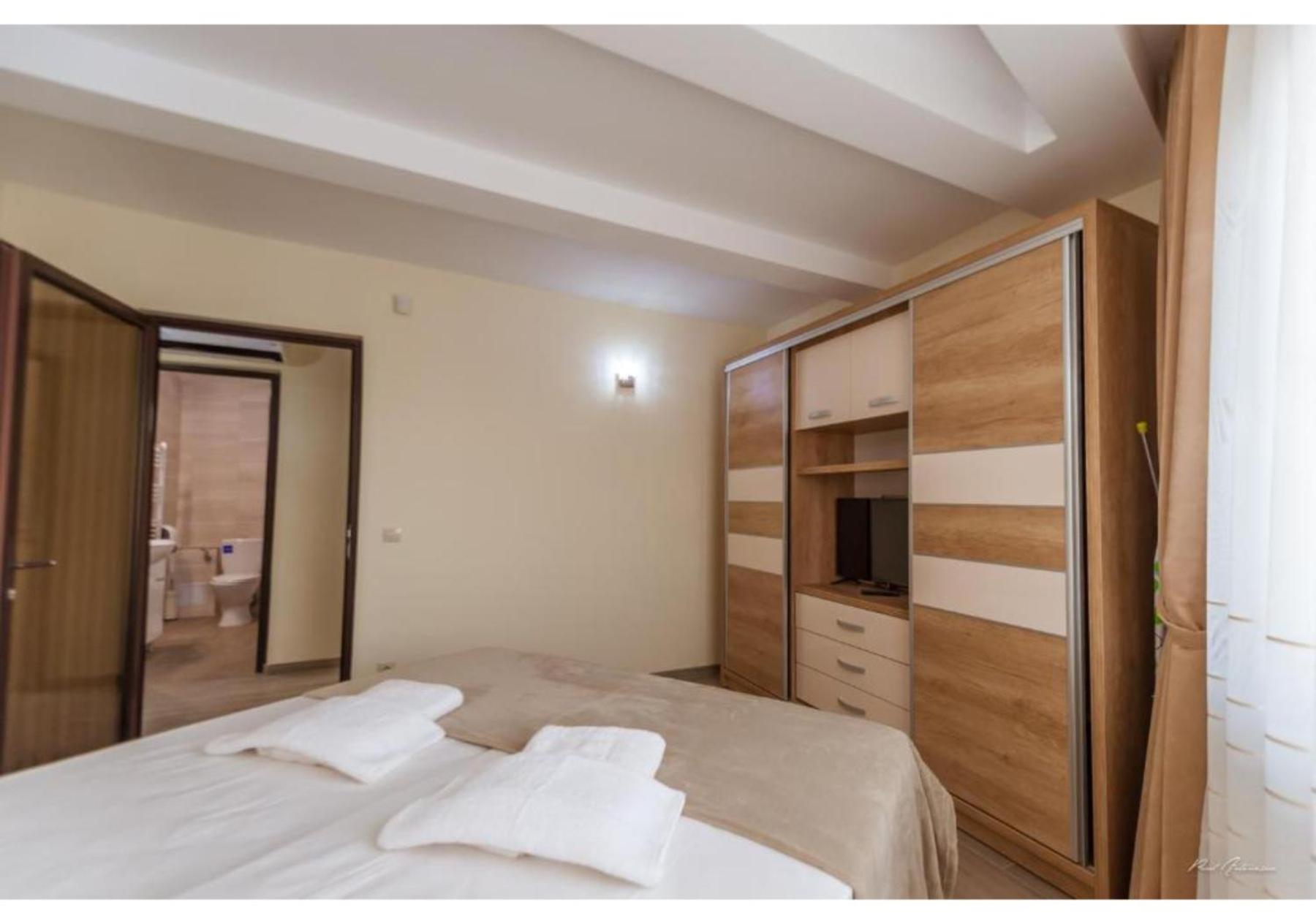 Luxury Apartment Piteşti Extérieur photo