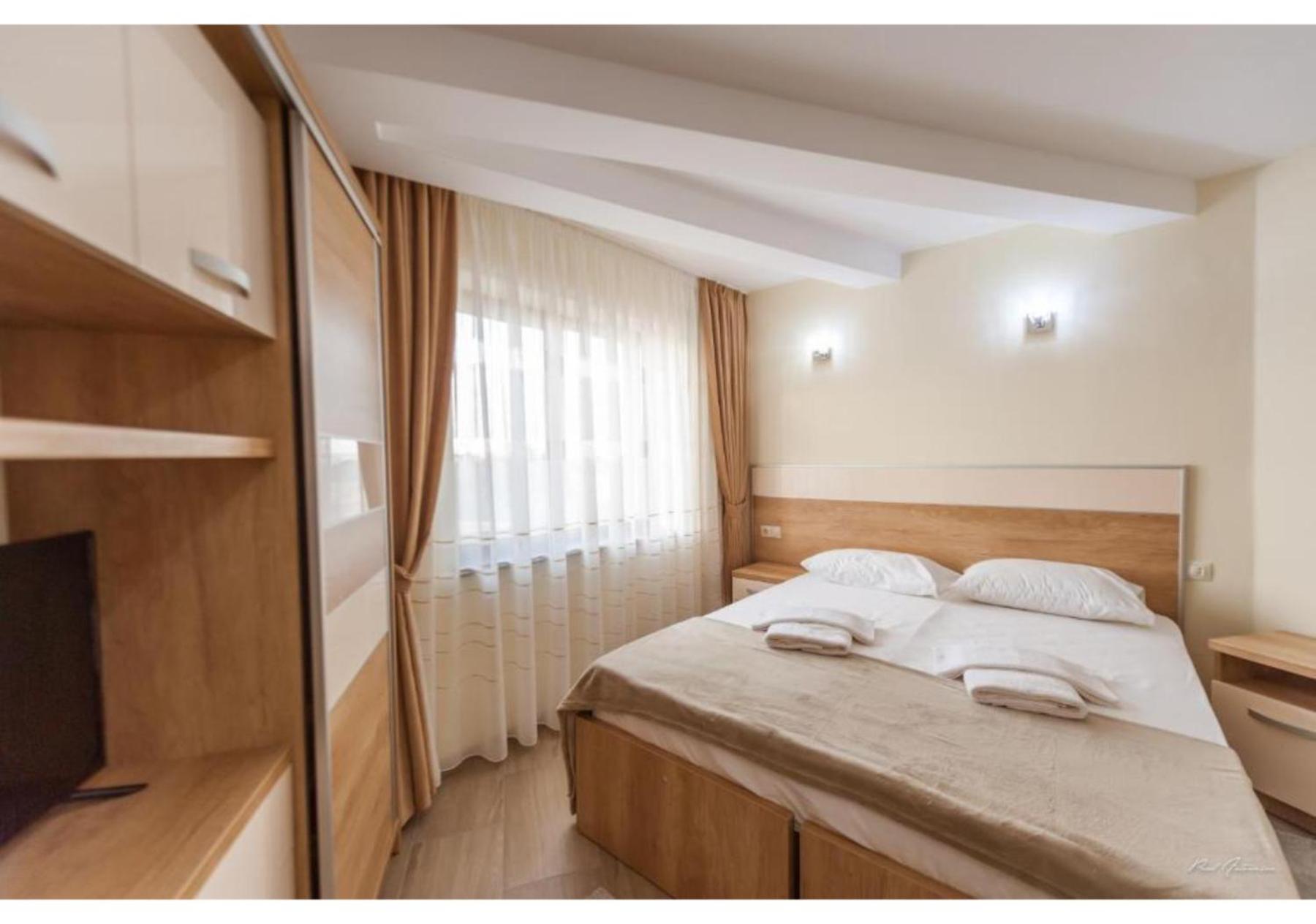 Luxury Apartment Piteşti Extérieur photo